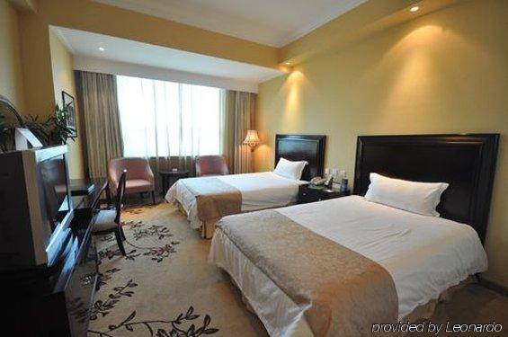 Golden Dome International Hotel Mudanjiang Room photo